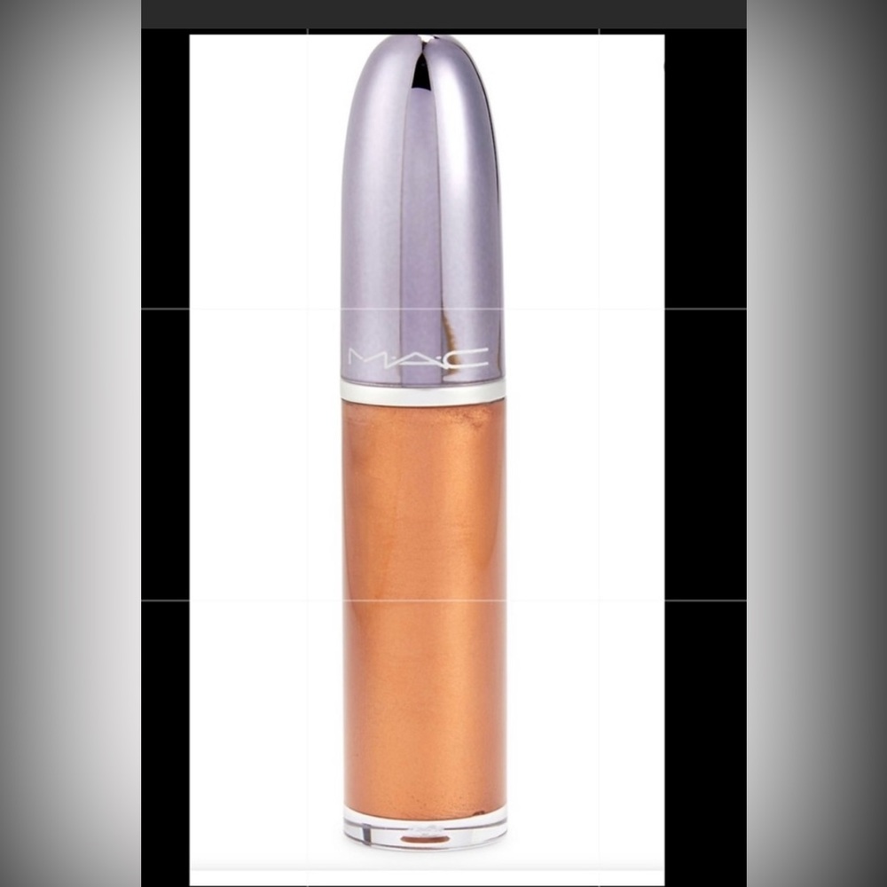 Mac Grand Illusion Liquid Lipcolour Glided…